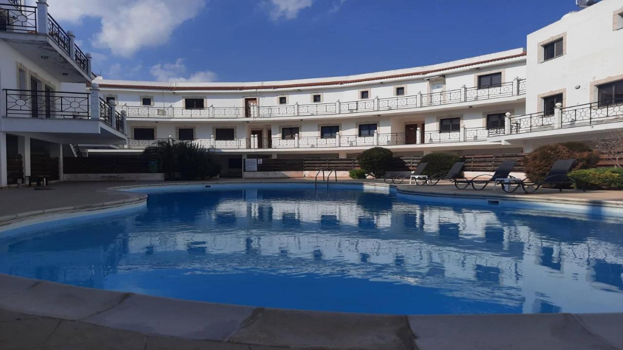 Paramount Gardens Resorts C201 Larnaca Exteriér fotografie