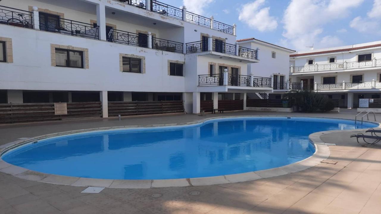 Paramount Gardens Resorts C201 Larnaca Exteriér fotografie